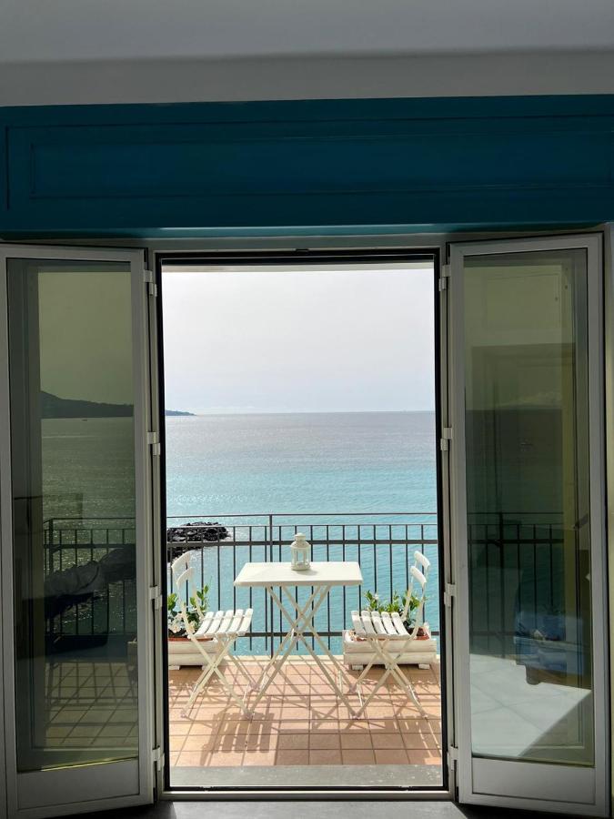 Residenza Mare Di Sotto Sorrento Villa Мета Екстериор снимка