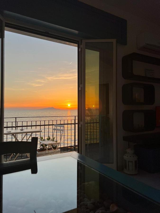 Residenza Mare Di Sotto Sorrento Villa Мета Екстериор снимка